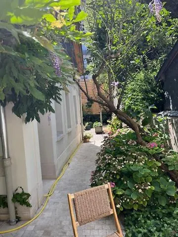LE VENDÔME Côté JARDIN-1